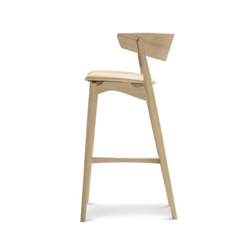 Sibast Furniture No 7 Barhocker SH: 75 cm – Soap Oak / Spectrum Honey Leder