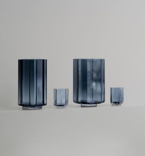Louise Roe Funki Vase, abgerundet, H: 34 cm – Blau