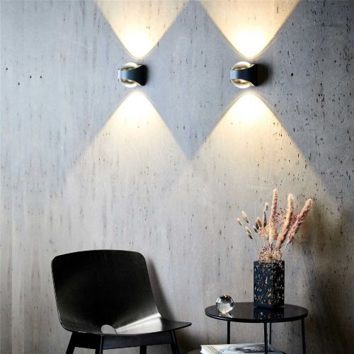LOOM Design Saga LED-Wandleuchte - Schwarz