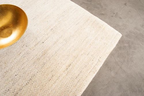 HC Carpets Helsinki Handgefertigter Teppich 160x230 cm - Elfenbein