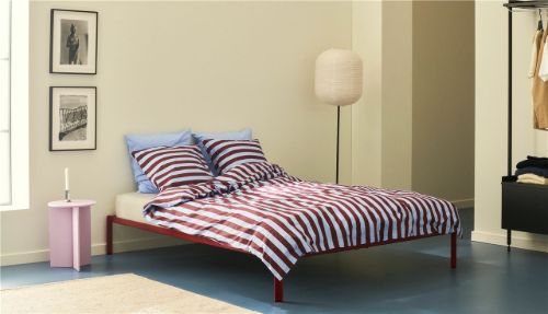 HAY Sommer-Bettbezug 200 x 220 cm – Bordeaux und Himmelblau