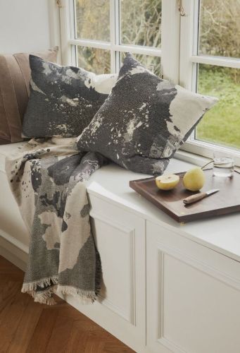 AYTM Floreo Pude 45x45 cm – Mehrfarbig/Grauton