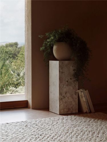 Audo Copenhagen Plants Pflanzgefäß H: 32 cm – Elfenbein