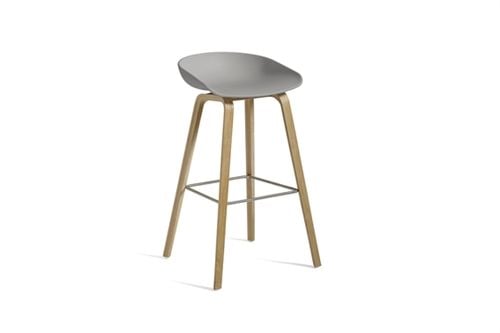 HAY AAS32 Barstol High  - Water Based Oak Veneer / Concrete Grey / Footrest Stainless Steel