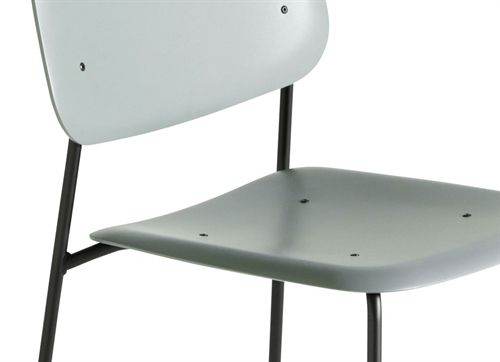 HAY Soft Edge P10 Esszimmerstuhl SH: 47,5 cm – Schwarz pulverbeschichteter Stahl / Staubgrün