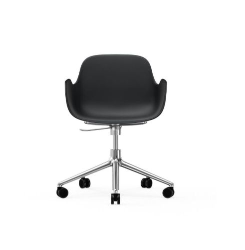 Normann Copenhagen Form Drehstuhl mit Armlehnen und Rollen – Schwarz/Aluminium