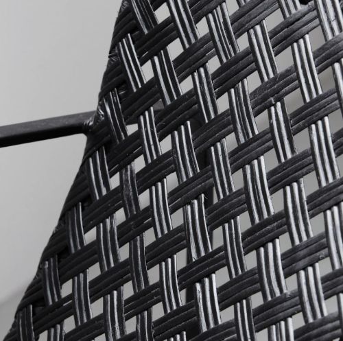 House Doctor Habra Stuhl mit Armlehnen H: 64 cm – Schwarz