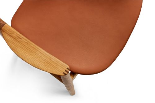 Bent Hansen Asger Stuhl M. Polsterung H: 80 cm – Eiche, geölt / Zenso 2 223 Cognac-Leder
