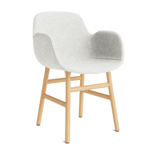 Normann Copenhagen Form Esszimmerstuhl m. Armlehnen - Eiche/Hallingdal 110