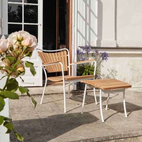 Mandalay Marguerit Loungeset Loungesessel und Fußhocker - Teak/Weiß
